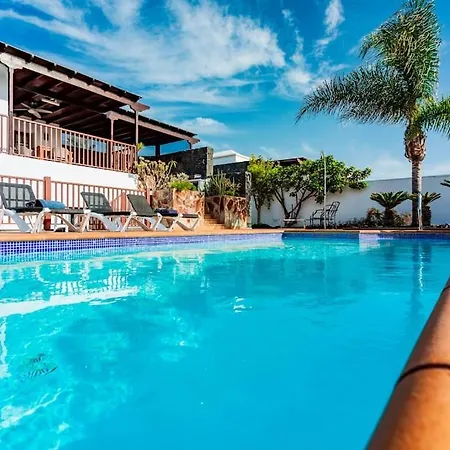 Private In Vila